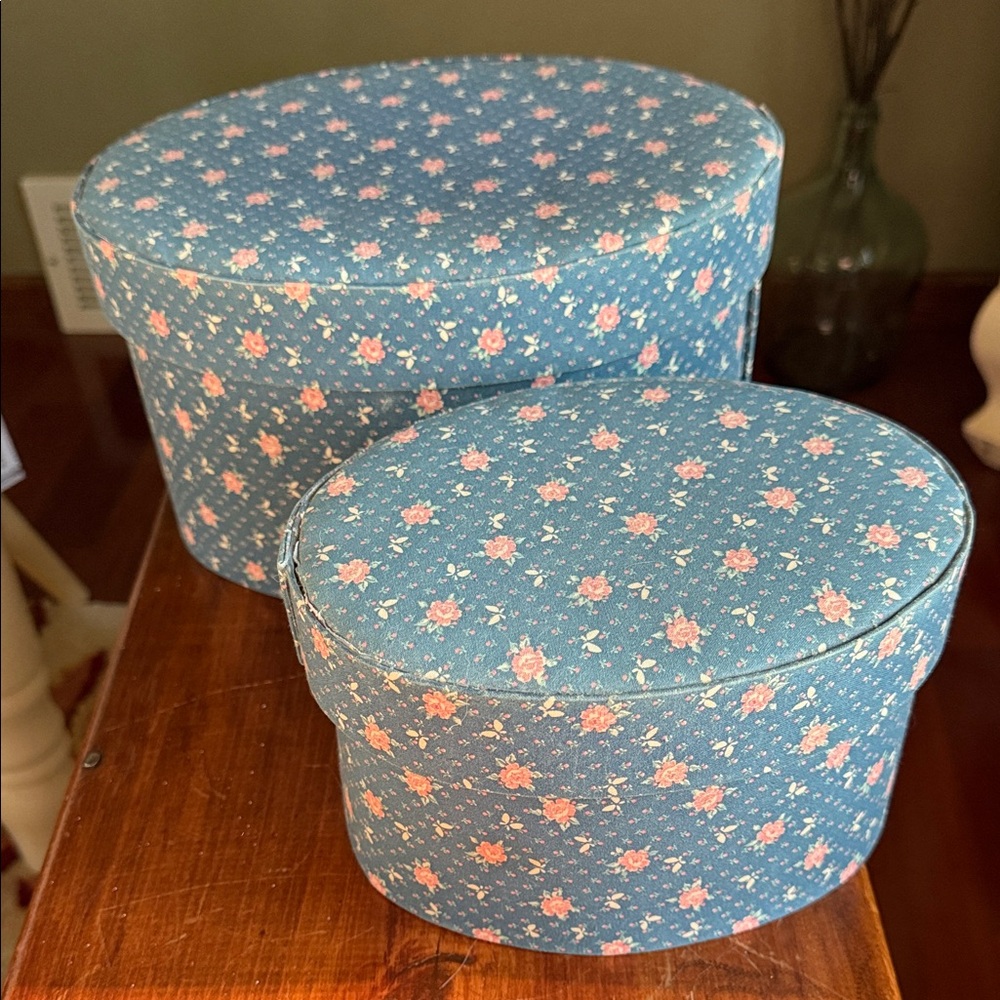 Vintage Floral Blue Hat/Storage Nesting Boxes